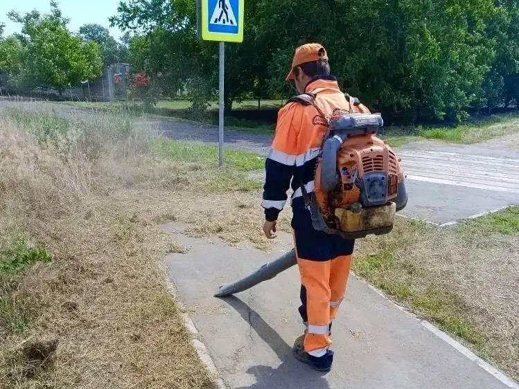 #СОДЕРЖАНИЕ_СВОД за сутки. Информируем о выполненных работах в рамках содержания автомобильных дорог общего пользования за прошедшие сутки: установили новые дорожные знаки на автодорогах: #СОДЕРЖАНИЕ_СВОД за сутки. Информируем о выполненных работах в рамках содержания автомобильных дорог общего пользования за прошедшие сутки: установили новые дорожные знаки на автодорогах: