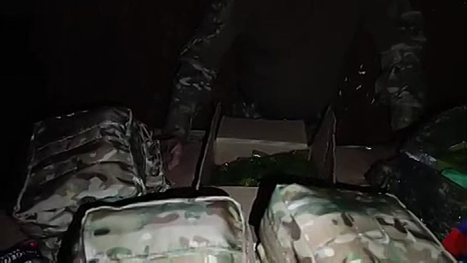 По линии МОО Вече передали в еще одно подразделение, выполняющее задачи в зоне проведения СВО, гуманитарную помощь в виде тактической медицины, экипировки, продуктов питания, а также другого нужного имущества