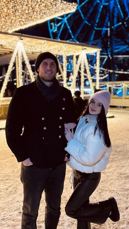 «Любовь может преодолеть любые границы»: две пары из ДНР поженятся на фестивале в Москве