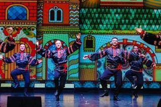 Ансамбль «Донбасс» выступил в Москве на фестивале «Песни России» Ансамбль «Донбасс» выступил в Москве на фестивале «Песни России»