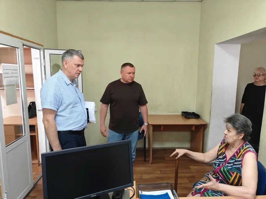 Алексей Исаев: В рамках рабочего визита посетил Филиал № 36 Республиканского центра по предоставлению мер социальной поддержки и Комплексный центр социального обслуживания населения города Снежное Алексей Исаев: В рамках рабочего визита посетил Филиал № 36 Республиканского центра по предоставлению мер социальной поддержки и Комплексный центр социального обслуживания населения города Снежное