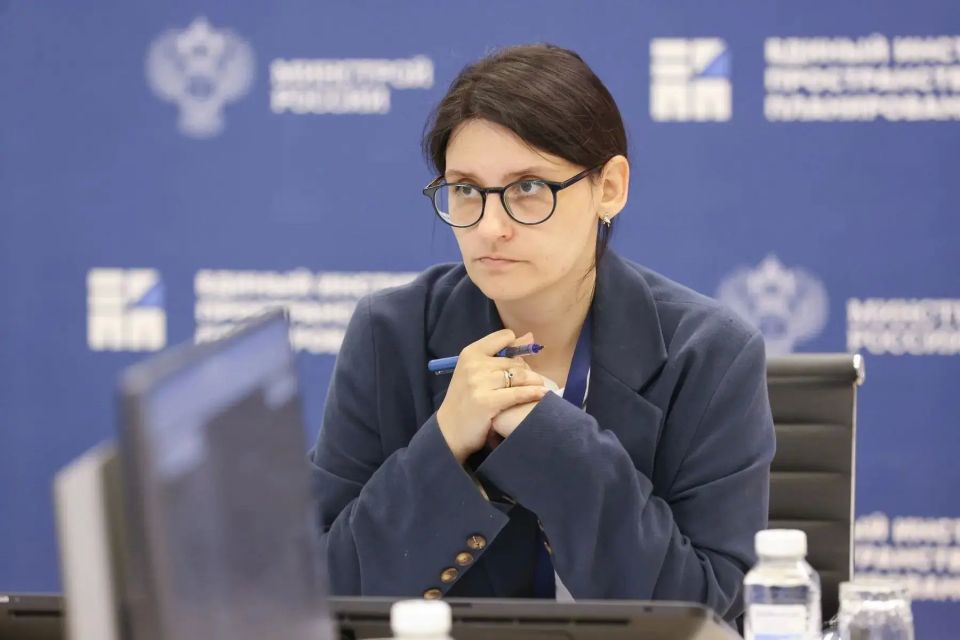 В Едином институте обсудили перспективы развития города Курахово Кураховского муниципального округа Донецкой Народной Республики В Едином институте обсудили перспективы развития города Курахово Кураховского муниципального округа Донецкой Народной Республики
