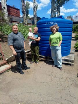 В рамках протокольного поручения Главы Республики Дениса Пушилина депутат Торезского городского совета Василий Лавришин проконтролировал своевременное наполнение ранее установленной ёмкости по ул. ст. Воскресенская