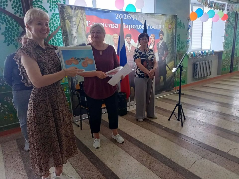 16 июня преподаватели МБУДО "ЗДШИ"- Нагула Е. А., Середзинская Е. Н., Савчук Т. В., Устинова О. В., Фуч И. Г. подготовили и провели для учащихся пришкольного лагеря СШ N17 "Весёлая республика" мероприятие в рамках... 16 июня преподаватели МБУДО "ЗДШИ"- Нагула Е. А., Середзинская Е. Н., Савчук Т. В., Устинова О. В., Фуч И. Г. подготовили и провели для учащихся пришкольного лагеря СШ N17 "Весёлая республика" мероприятие в рамках...