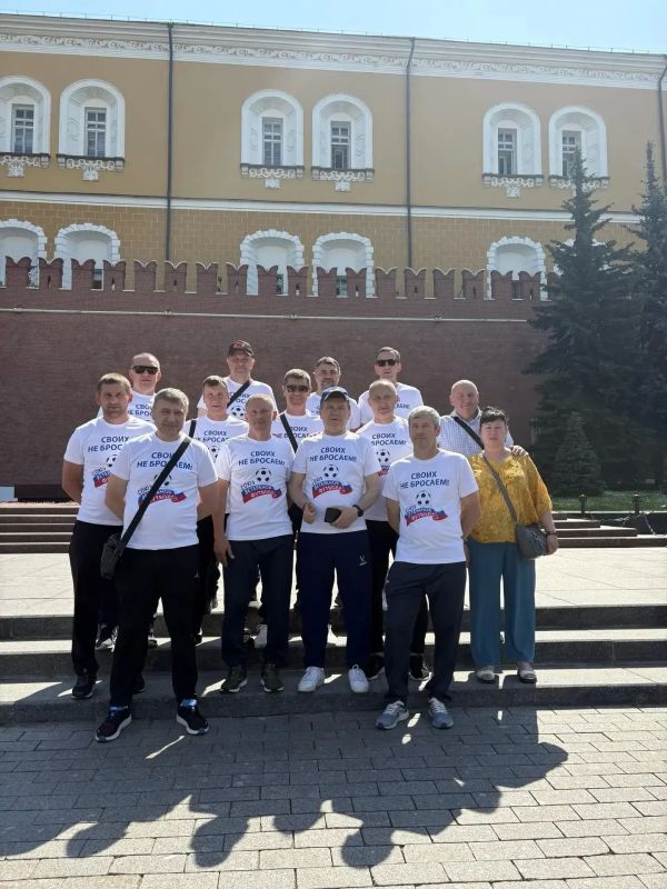 Участники проекта «Старшее поколение» ГБУ «ЦФЗН Спорт для всех» в составе сборной команды ДНР выступили на Всероссийском турнире по футболу среди ветеранов, посвящённом Дню России Участники проекта «Старшее поколение» ГБУ «ЦФЗН Спорт для всех» в составе сборной команды ДНР выступили на Всероссийском турнире по футболу среди ветеранов, посвящённом Дню России