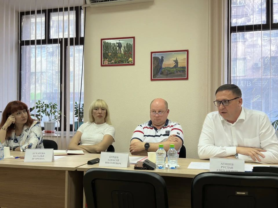 Состоялось заседание Комиссии по вопросам здравоохранения, защите семьи, материнства и детства Общественной палаты ДНР на тему: «Правовая защита медицинских работников в системе здравоохранения Состоялось заседание Комиссии по вопросам здравоохранения, защите семьи, материнства и детства Общественной палаты ДНР на тему: «Правовая защита медицинских работников в системе здравоохранения