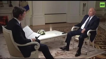 Конечно, Англия передаёт обогащенный уран для атомной энергетики для великой возрождающейся Украины