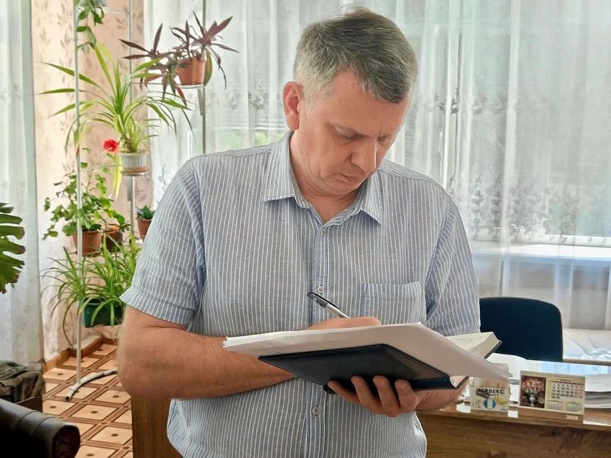 Алексей Исаев: Рабочий визит в социальные учреждения города Снежное Алексей Исаев: Рабочий визит в социальные учреждения города Снежное