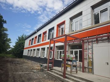 Александр Качанов: В 2026 году в городском округе Докучаевск продолжается работа по развитию инфраструктуры и восстановлению социальных объектов в рамках Народной программы Единой России