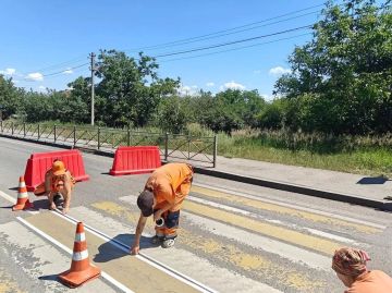 В Снежном продолжают обновлять дорожную инфраструктуру