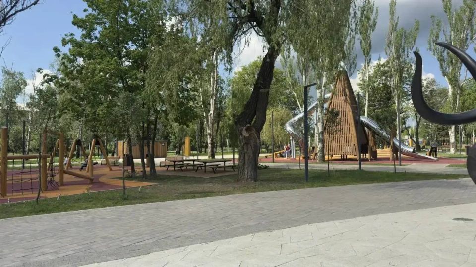 В Макеевке продолжается масштабная работа по восстановлению и развитию городской инфраструктуры