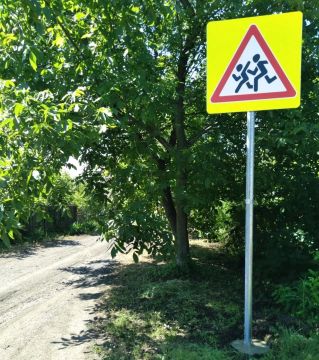 В городском округе Снежное для повышения безопасности на дорогах и приведения улично-дорожной сети в соответствие с нормативными требованиями, Департамент жилищно-коммунального хозяйства администрации инициировал работы по...