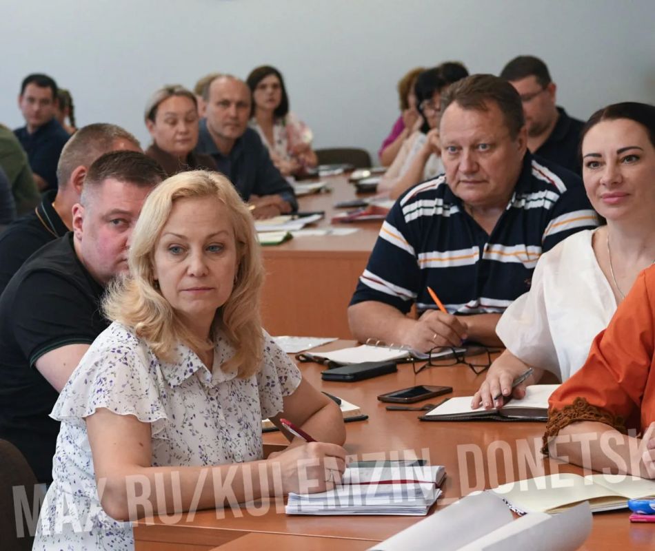 Алексей Кулемзин: Провёл аппаратное совещание с руководителями внутригородских районов и структурных подразделений администрации городского округа Алексей Кулемзин: Провёл аппаратное совещание с руководителями внутригородских районов и структурных подразделений администрации городского округа