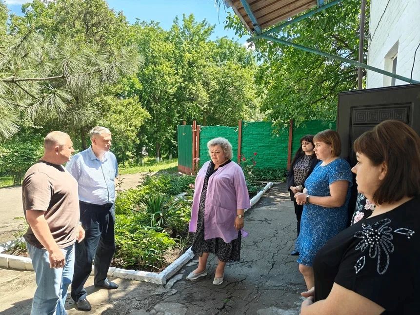 Алексей Исаев: В рамках рабочего визита посетил Филиал № 36 Республиканского центра по предоставлению мер социальной поддержки и Комплексный центр социального обслуживания населения города Снежное Алексей Исаев: В рамках рабочего визита посетил Филиал № 36 Республиканского центра по предоставлению мер социальной поддержки и Комплексный центр социального обслуживания населения города Снежное