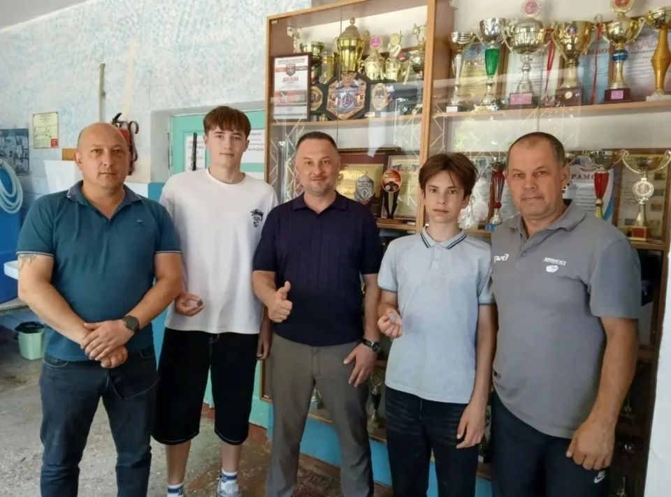 17 июня. Начальник отдела по физической культуре и спорту Администрации городского округа Харцызск Евгений Александрович Гладкий и