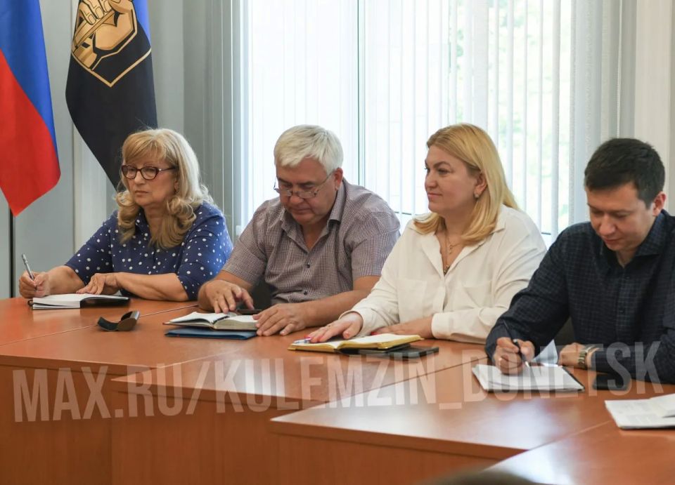 Алексей Кулемзин: Провёл аппаратное совещание с руководителями внутригородских районов и структурных подразделений администрации городского округа Алексей Кулемзин: Провёл аппаратное совещание с руководителями внутригородских районов и структурных подразделений администрации городского округа