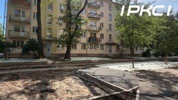 В Мариуполе продолжается реализация программы благоустройства придомовых территорий на 2024–2026 годы