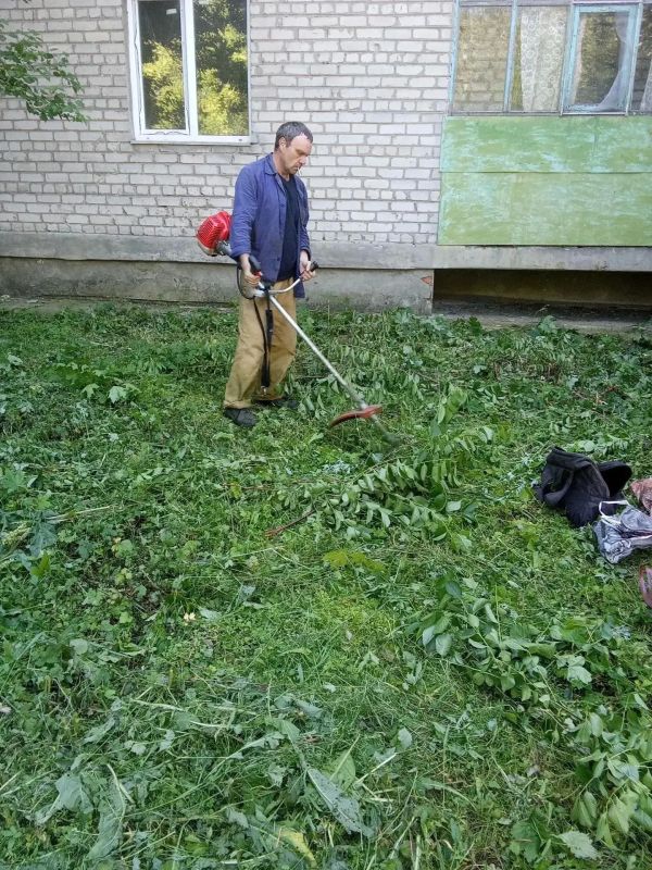 В соответствии с планом благоустройства и поддержания санитарного состояния территорий, производственный участок города Дебальцево, посёлка городского типа Мироновский и города Светлодарск Енакиевского филиала по управлению... В соответствии с планом благоустройства и поддержания санитарного состояния территорий, производственный участок города Дебальцево, посёлка городского типа Мироновский и города Светлодарск Енакиевского филиала по управлению...