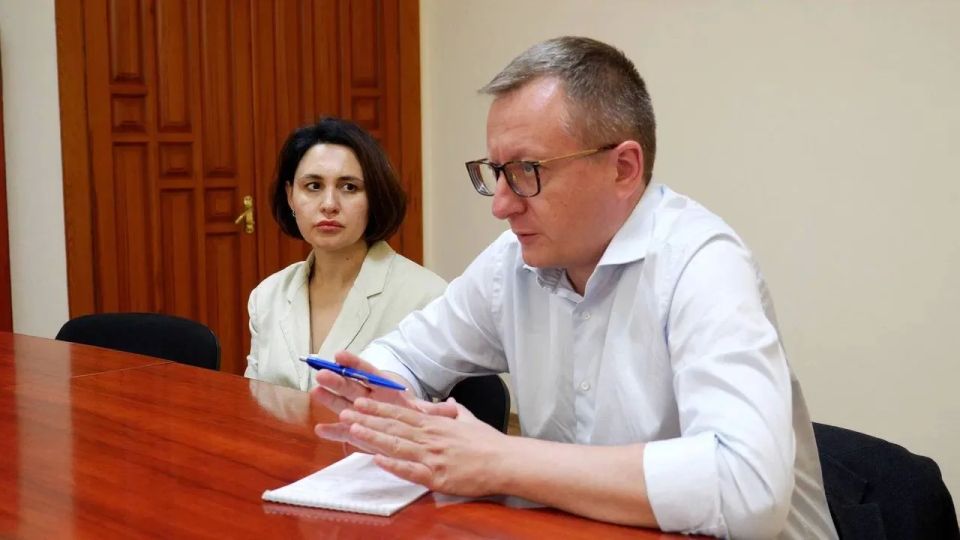 Рабочий день в Харцызском муниципальном округе выдался по-настоящему плотным Рабочий день в Харцызском муниципальном округе выдался по-настоящему плотным