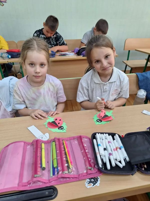 Остров «Детства». 18 июня в пришкольном лагере «Чайка» кипела жизнь Остров «Детства». 18 июня в пришкольном лагере «Чайка» кипела жизнь