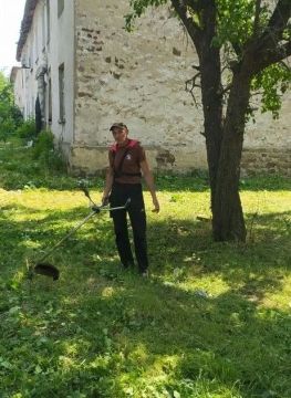 Снежнянский филиал Единого регионального фонда по управлению многоквартирными домами продолжает систематическую работу по поддержанию состояния жилого фонда в городском округе