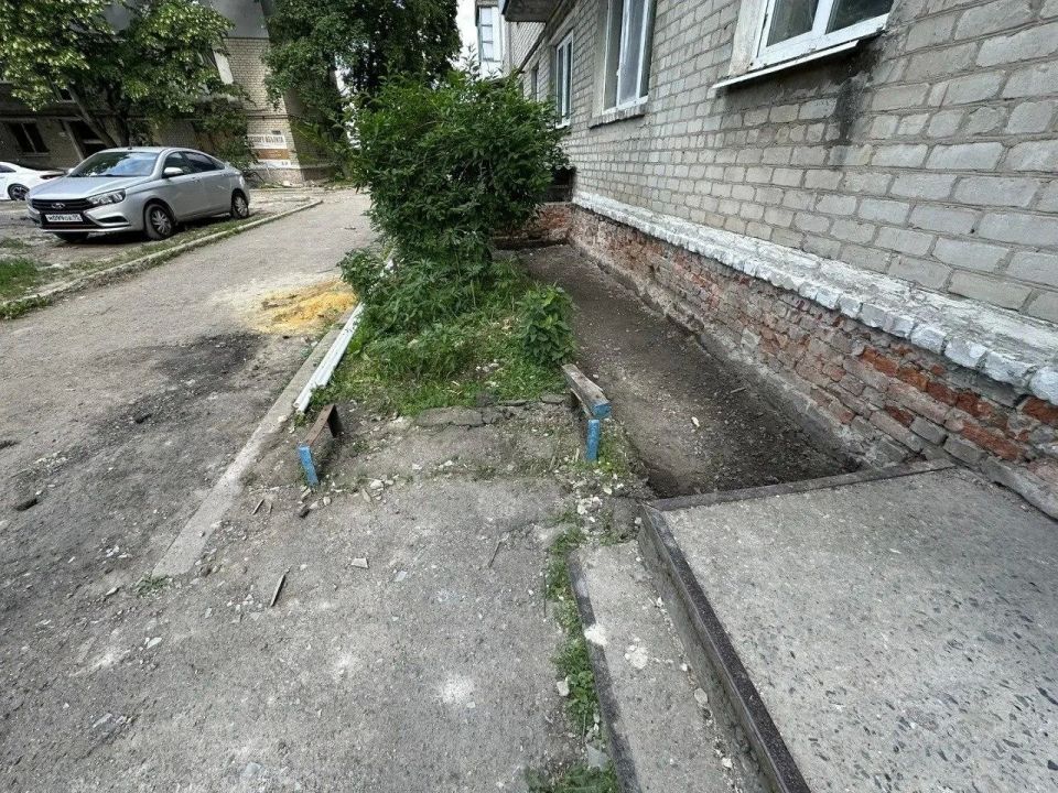 Ямальские строители восстанавливают седьмой дом во Владимировке Ямальские строители восстанавливают седьмой дом во Владимировке