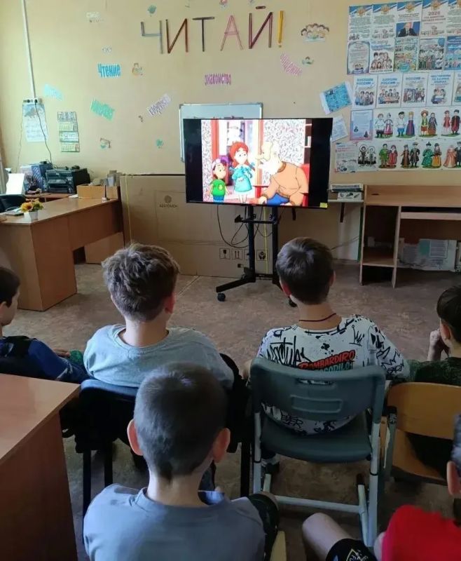 В Мелекинской сельской библиотеке прошло профилактическое мероприятие «Дети против террора» В Мелекинской сельской библиотеке прошло профилактическое мероприятие «Дети против террора»