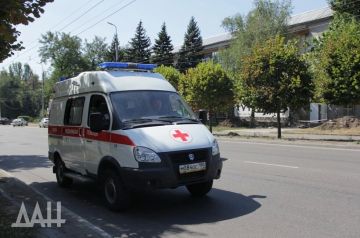 Один человек погиб, 12 пострадали в ДНР от вражеских дронов