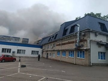Массированная атака БПЛА на Москву: силы ПВО сбили уже 85 беспилотников, летевших к столице