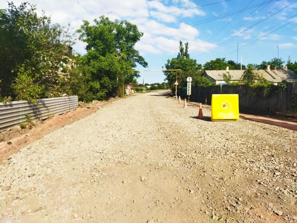 В Орлово-Ивановке ремонтируют дорогу
