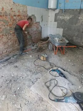 Нижегородские подрядчики обновляют детсад № 16 в Харцызске