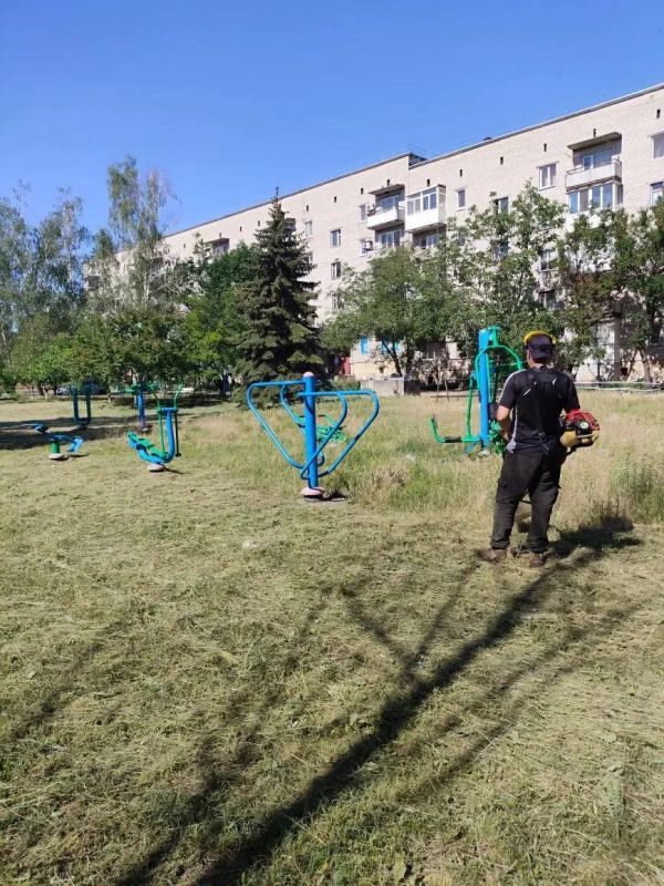 В соответствии с планом благоустройства и поддержания санитарного состояния территорий, производственный участок города Дебальцево, посёлка городского типа Мироновский и города Светлодарск Енакиевского филиала по управлению... В соответствии с планом благоустройства и поддержания санитарного состояния территорий, производственный участок города Дебальцево, посёлка городского типа Мироновский и города Светлодарск Енакиевского филиала по управлению...