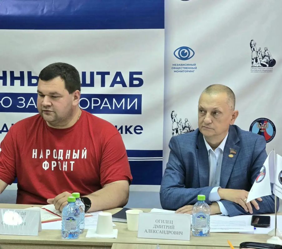 Дмитрий Огилец: Сегодня принял участие в заседании рабочей группы по содействию деятельности ветеранских организаций, на котором присутствовали представители органов власти, Министерства обороны РФ, Фонда "Защитники...