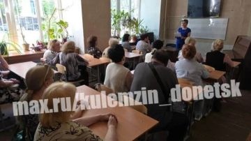 Сегодня в Детской музыкальной школе № 2 состоялся традиционный час памяти «41-й завещано помнить»