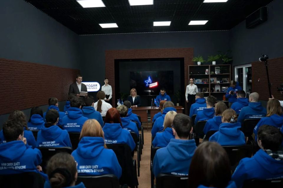 Создаем молодежную инфраструктуру будущего Создаем молодежную инфраструктуру будущего