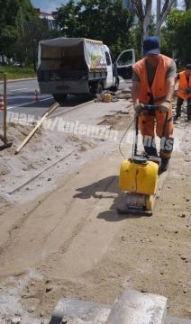 Алексей Кулемзин: Сотрудники муниципального предприятия «Дорожное ремонтностроительное управление» продолжают реализацию мероприятий по обслуживанию и обновлению дорожной сети города