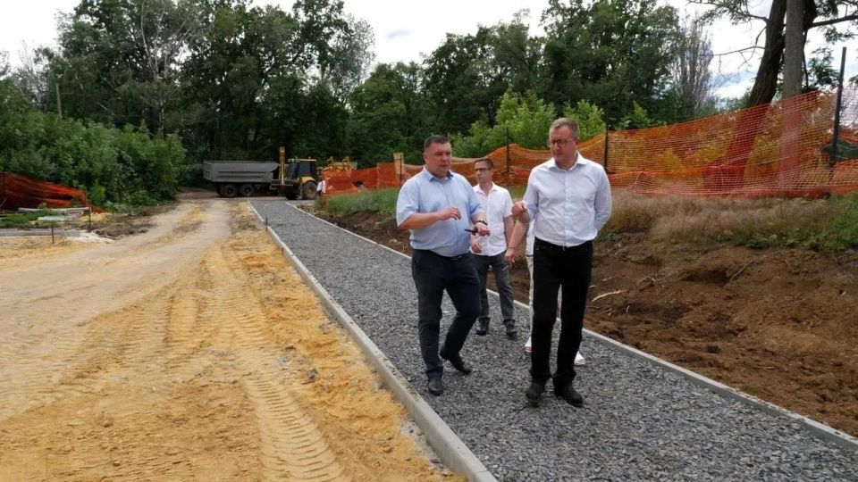 В Харцызске преображается центральный парк