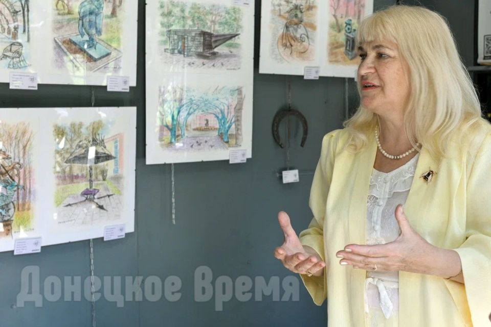 Графика, романтика, пастельные тона: донецкая художница показала свое видение Парка кованых фигур Графика, романтика, пастельные тона: донецкая художница показала свое видение Парка кованых фигур