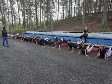 Спортсмены из Тельманово продолжают тренировки в Свердловской области
