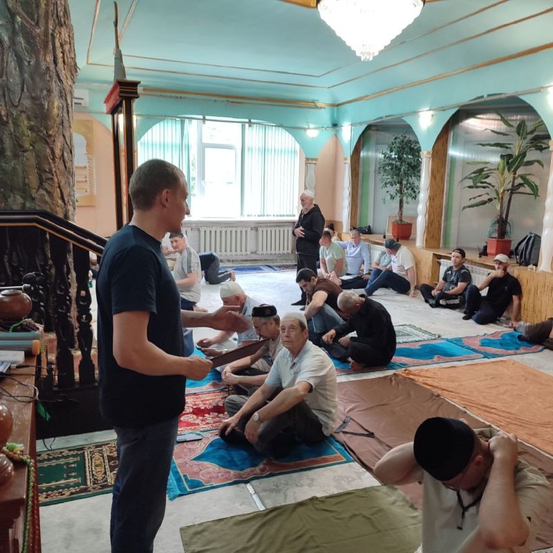 Сегодня, 19 июня 2026 года, в Кировском районе города Донецк по адресу: ул. Нижнедворцовая, 7 прошла встреча с мигрантами, проживающими в районе