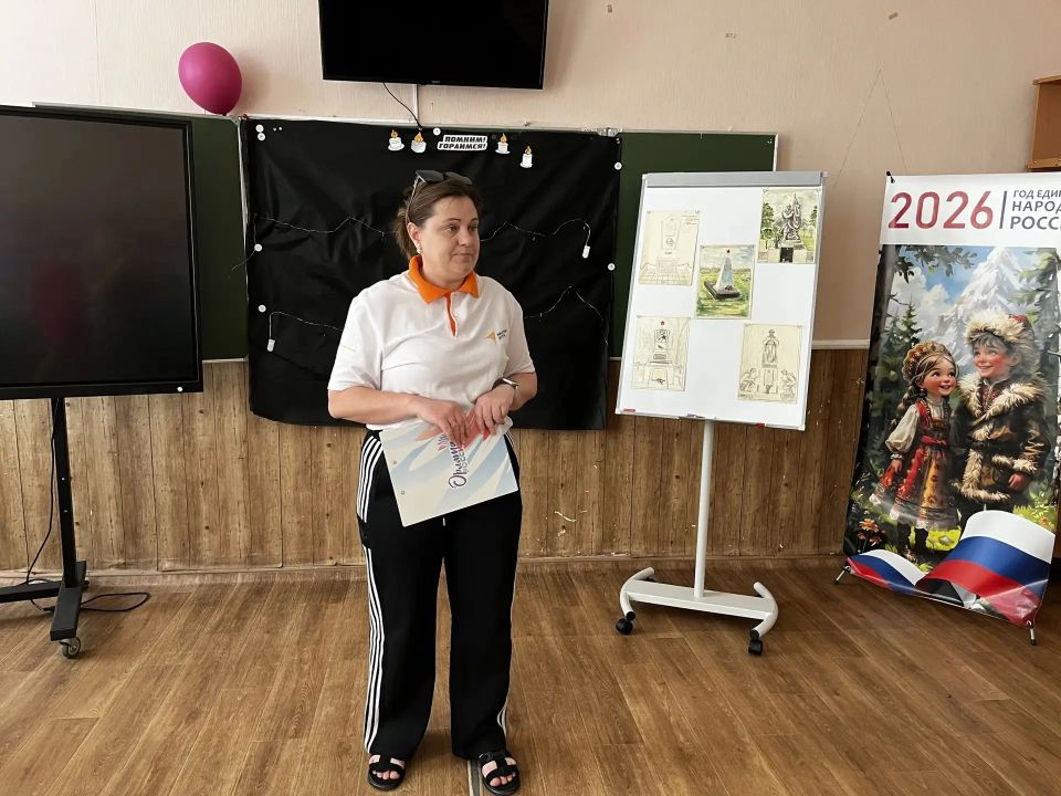 В Марьяновской школе прошла акция «Кораблик памяти» ко Дню памяти и скорби В Марьяновской школе прошла акция «Кораблик памяти» ко Дню памяти и скорби