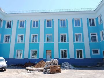 Ведется восстановление Городской больницы № 9 на улице Гагарина в г. Мариуполе
