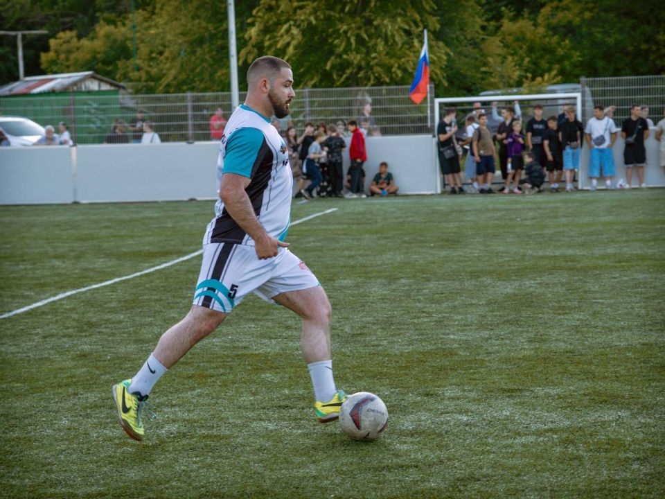 Денис Шимановский: Ребята, это было мощно. Открыли новый ФОКОТ в Кировском районе Донецка, и сразу же устроили там настоящий спортивный праздник Денис Шимановский: Ребята, это было мощно. Открыли новый ФОКОТ в Кировском районе Донецка, и сразу же устроили там настоящий спортивный праздник
