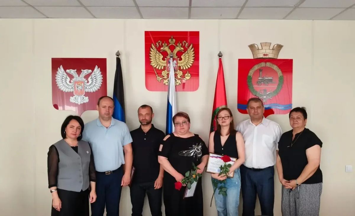 С днем медицинского работника! С днем медицинского работника!