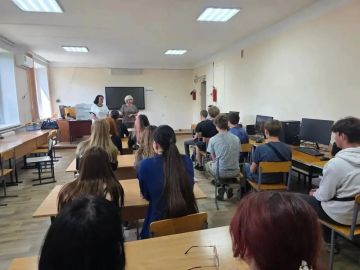 «ОТ ТЕОРИИ К ПРАКТИКЕ»: ВСТРЕЧА СО СТУДЕНТАМИ В РАМКАХ ПРОФОРИЕНТАЦИОННОЙ РАБОТЫ ФИЛИАЛА «СНЕЖНОЕТЕПЛОСЕТЬ»