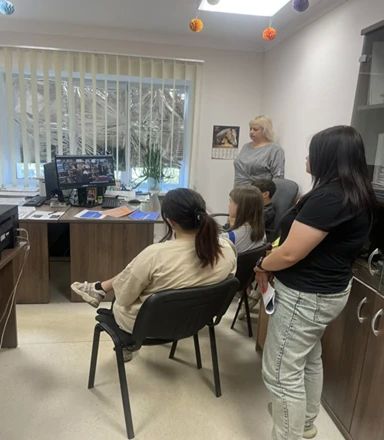 Во исполнение письма Уполномоченного при Президенте Российской Федерации по правам ребенка от 25.05.2025г. № УПР/444 в летний период 2026 года продолжается работа по реализации социальных проектов «Дарю тепло», «Родительская... Во исполнение письма Уполномоченного при Президенте Российской Федерации по правам ребенка от 25.05.2025г. № УПР/444 в летний период 2026 года продолжается работа по реализации социальных проектов «Дарю тепло», «Родительская...