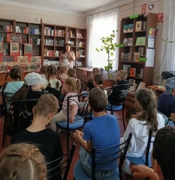 Ко Дню памяти и скорби сотрудники библиотеки-филиала №6 для ребят из пришкольного лагеря ГБОУ «СШ №5» провели час памяти «Тот самый первый день войны»