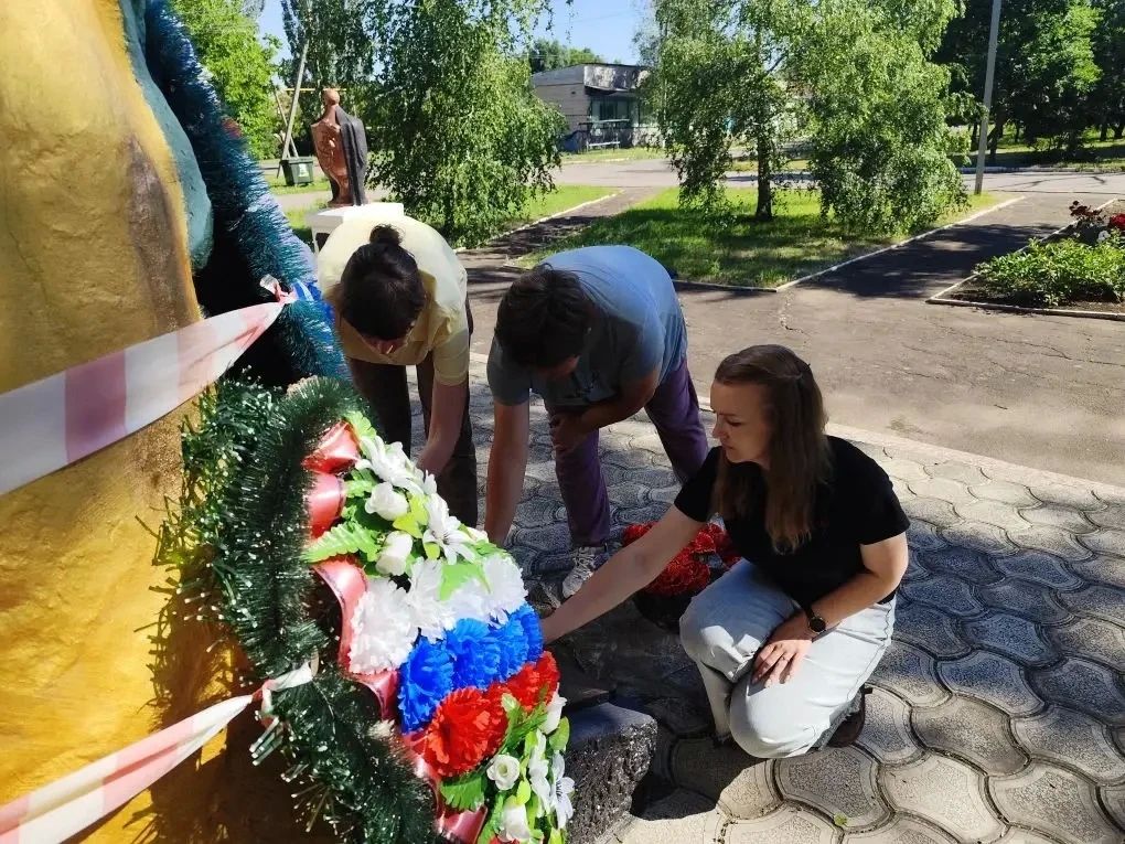 В День памяти и скорби, провели более 50 памятных мероприятий по всему Волновахскому МО В День памяти и скорби, провели более 50 памятных мероприятий по всему Волновахскому МО