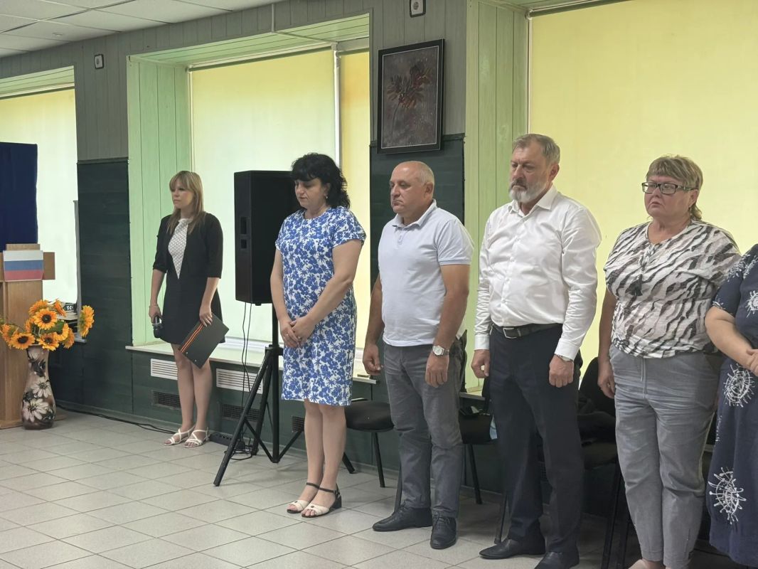 В Мангуше почтили память павших в Великой Отечественной войне В Мангуше почтили память павших в Великой Отечественной войне