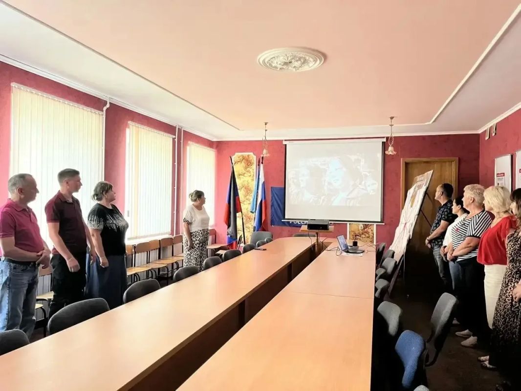 В Мангушском округе почтили память героев Великой Отечественной войны В Мангушском округе почтили память героев Великой Отечественной войны
